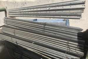 Metal Stakes